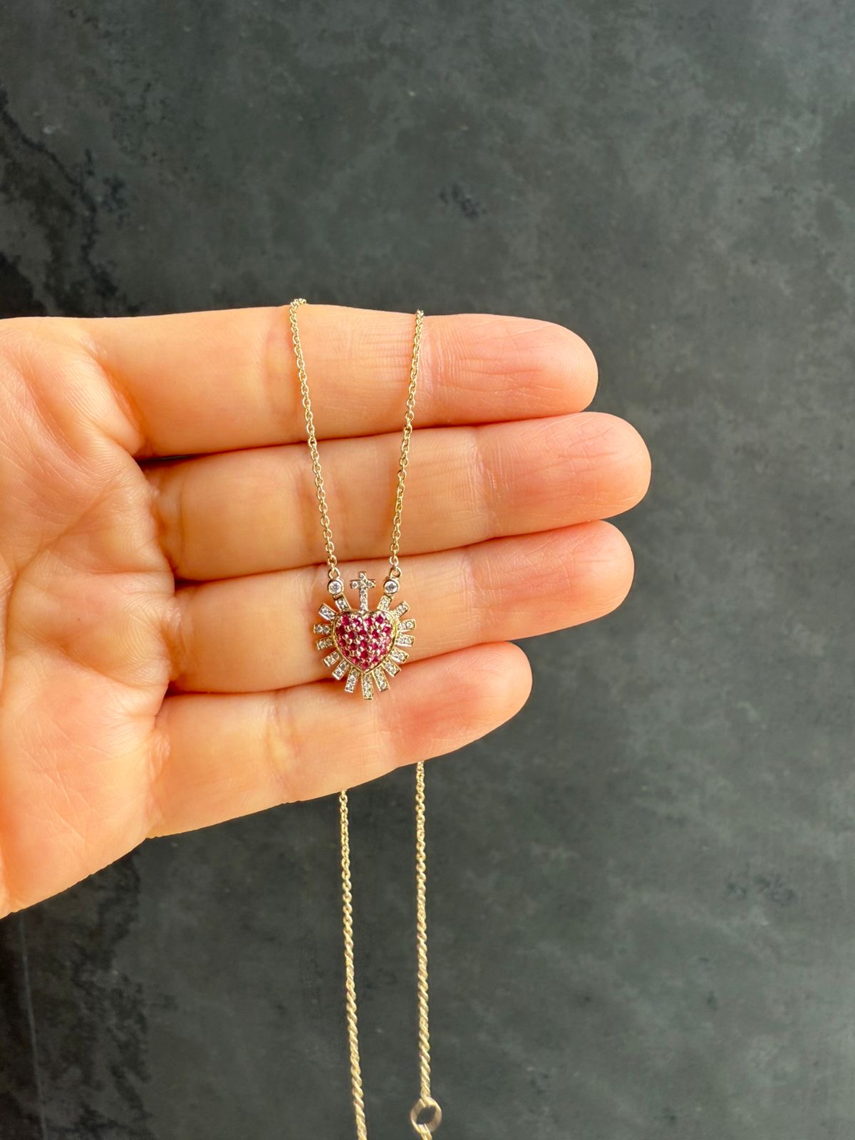 Collar Sagrado Corazon Rubi Con Diamantes