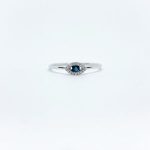 Anillo Ojo de Zafiro con Diamantes