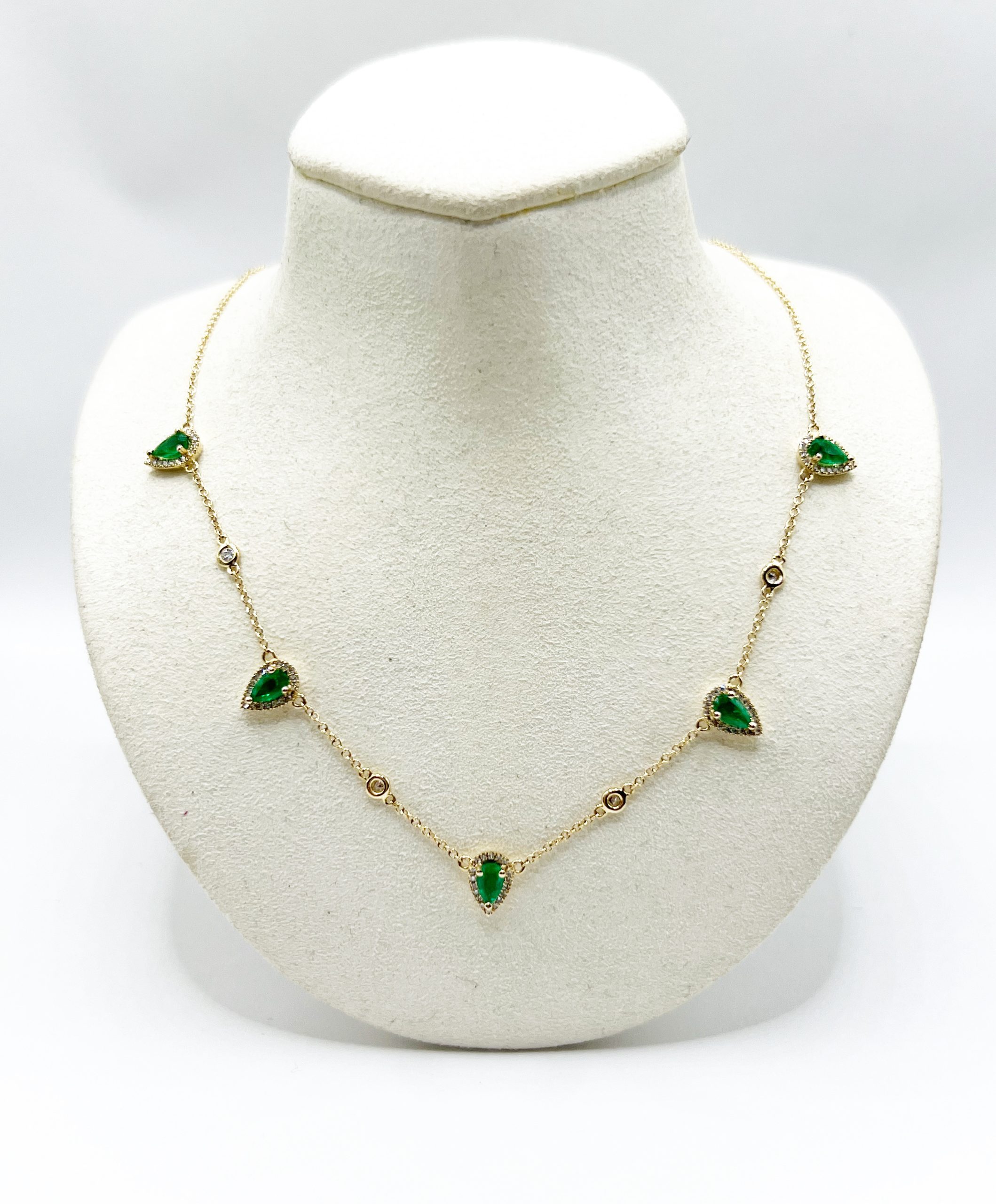 Collar 5 Gotas Esmeralda con Diamantes