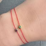 Pulsera De Hilo Con Charm De Zafiro