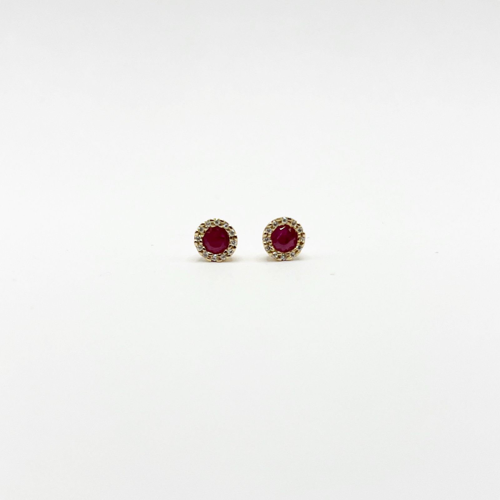 Aretes Rubi Redondo Con Diamantes