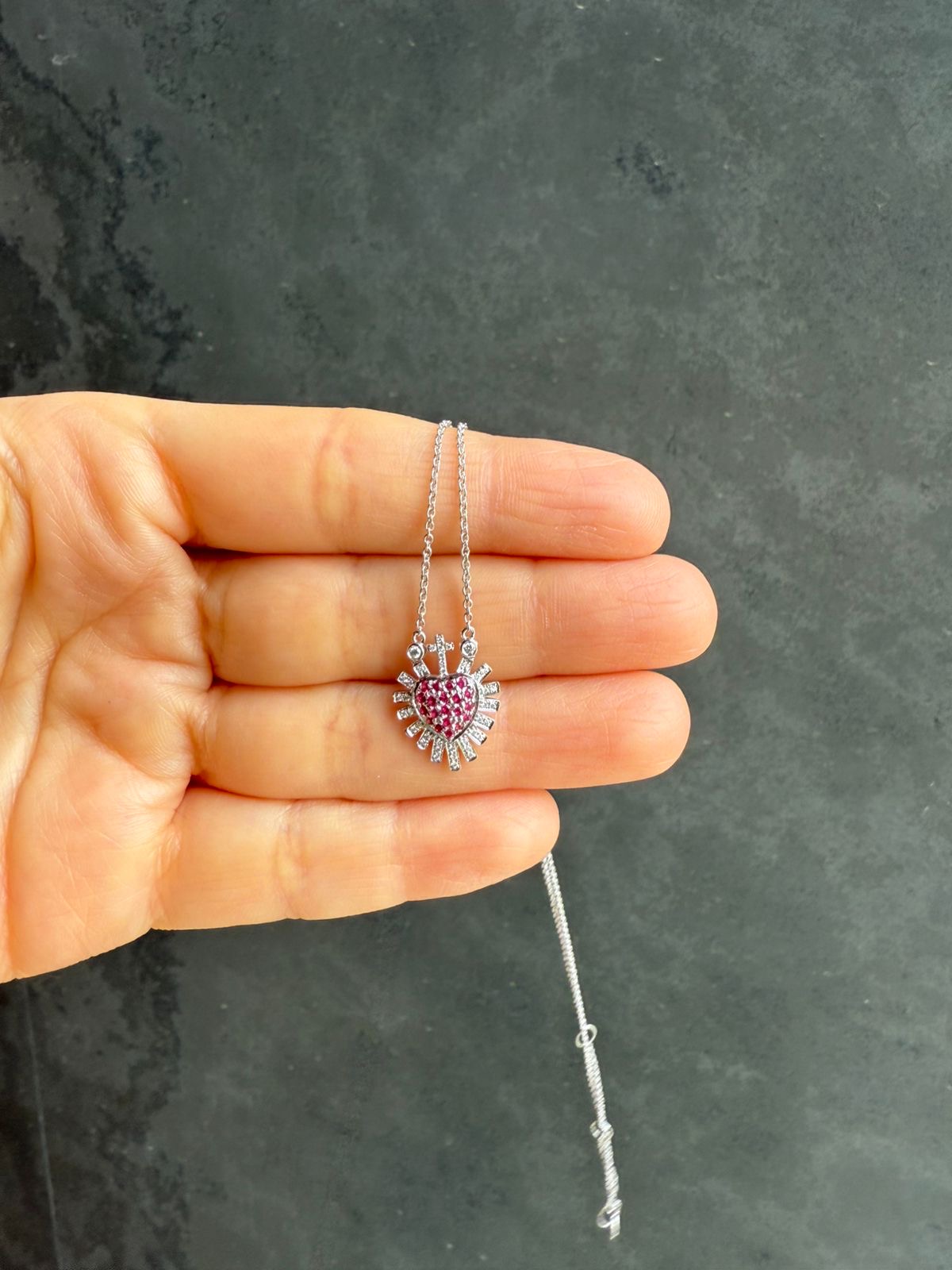 Collar Sagrado Corazon Rubi Con Diamantes