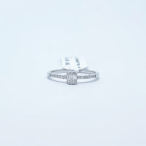 Anillo Cuadro Diamantes Baguette