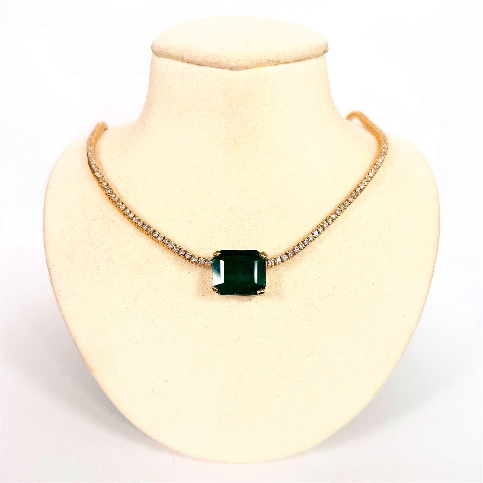 Gargantilla Tennis De Diamantes Con Esmeralda