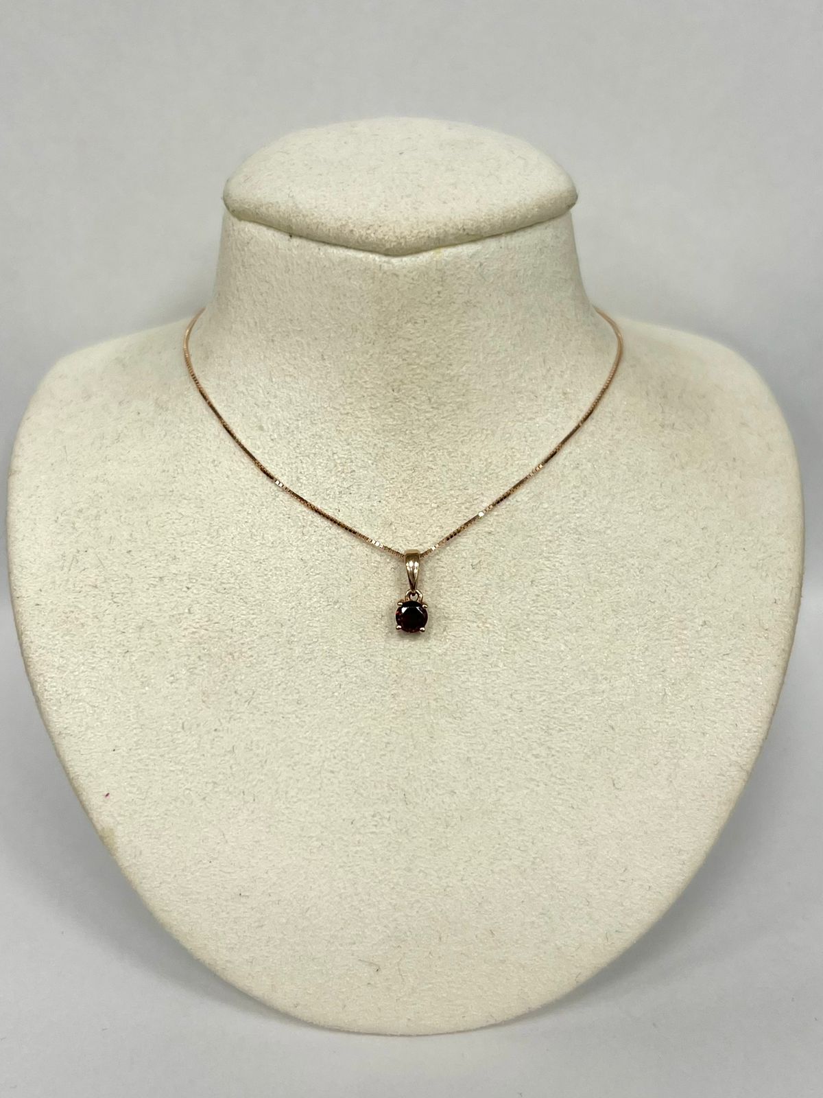 Collar Colores Granate Redondo