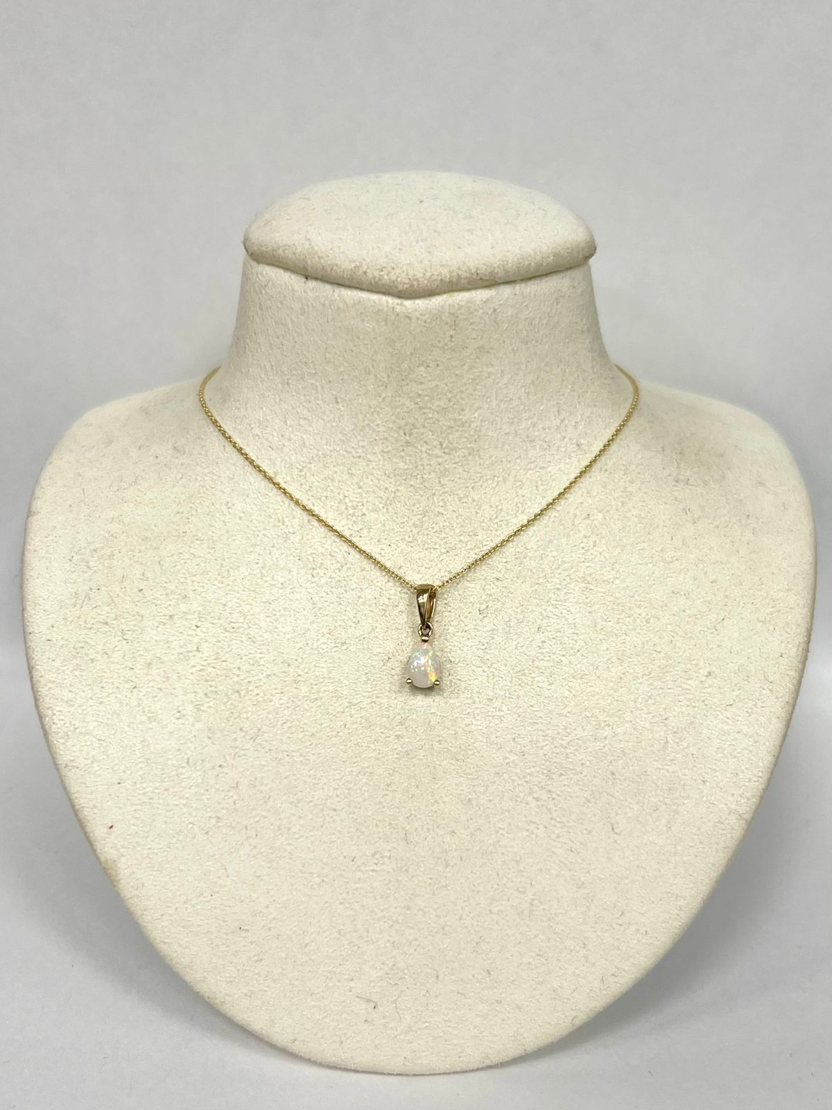 Collar Colores opalo Gota