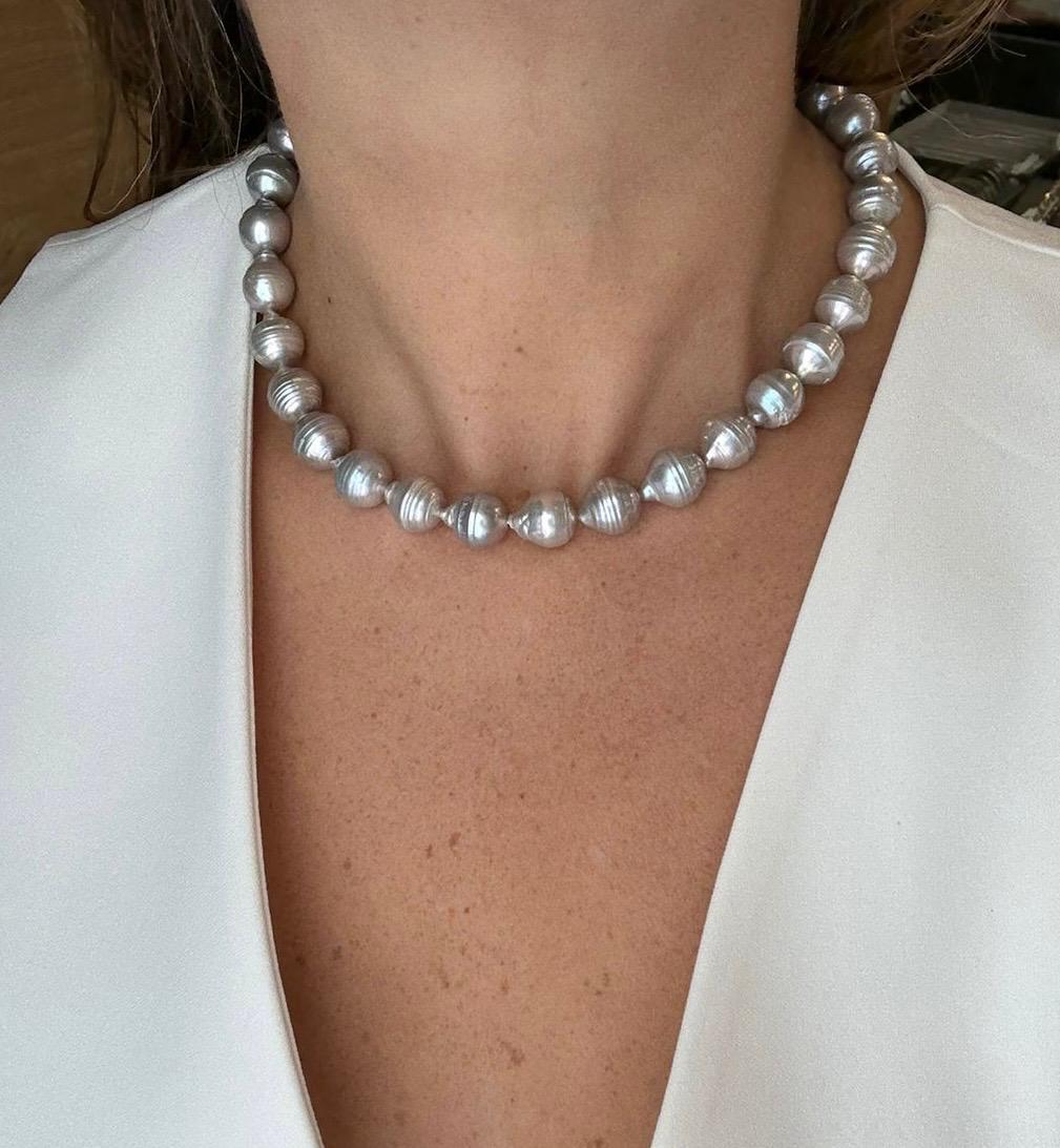 Collar Perla Barroca Gris 12 MM