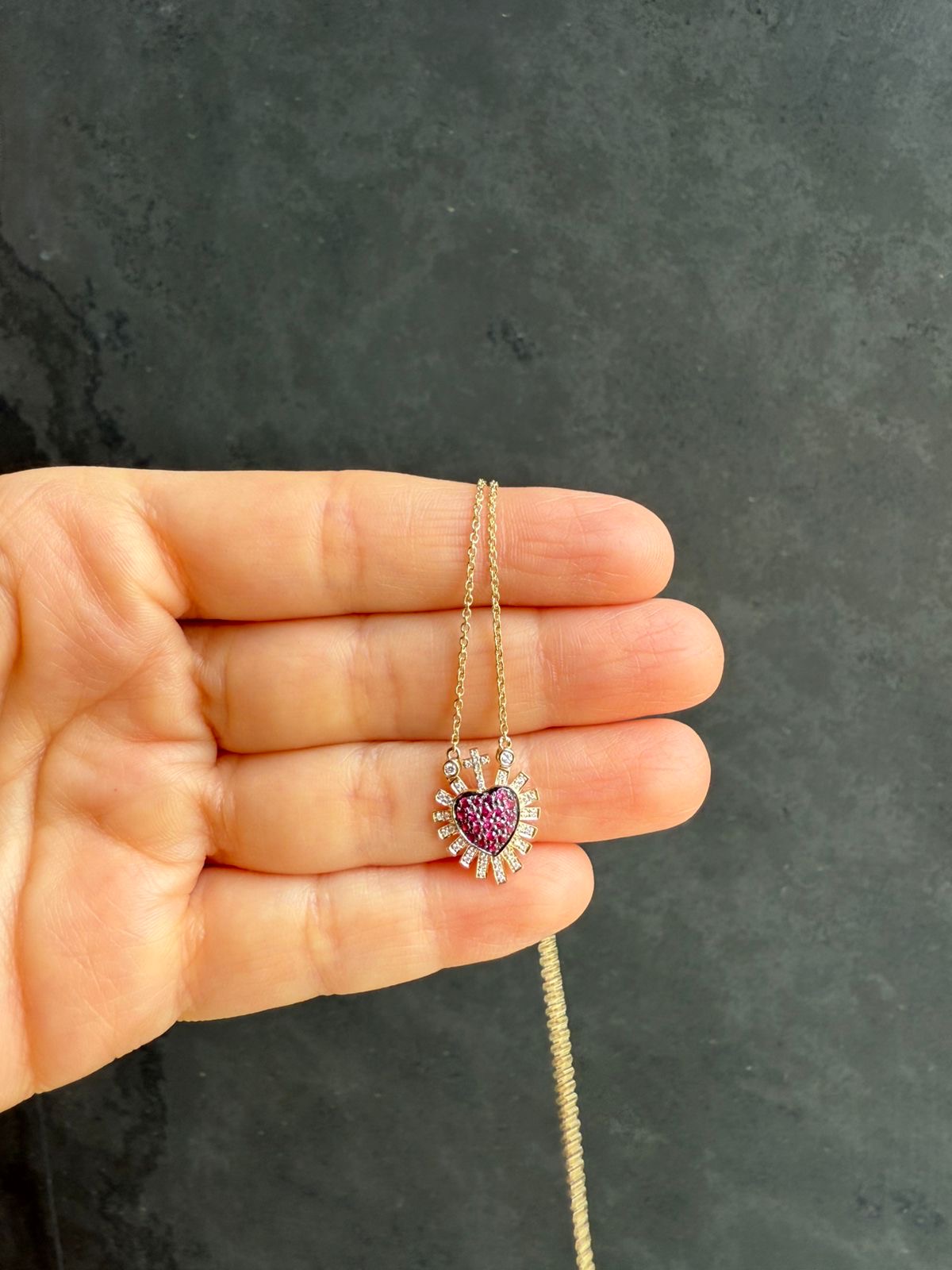 Collar Sagrado Corazon Rubi Con Diamantes