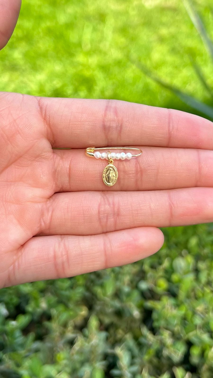 Segurito Con Perlas Virgen Milagrosa